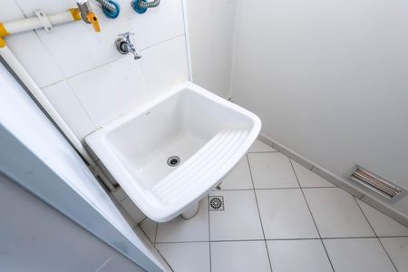 Apartamento à venda com 57m², 2 quartos e 1 vagaÁrea de Serviço