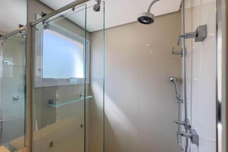 Apartamento para alugar com 115m², 3 quartos e 2 vagas Apartamento para alugar com 115m², 3 quartos e 2 vagasBanheiro da Suíte 1