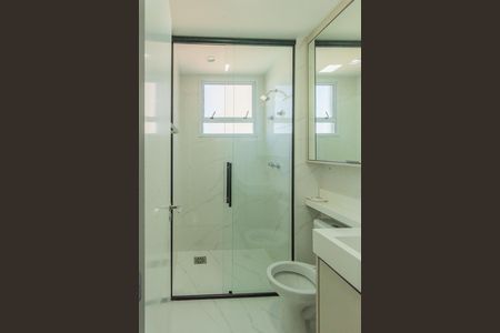 Apartamento para alugar com 66m², 2 quartos e 1 vaga Apartamento para alugar com 66m², 2 quartos e 1 vagaBanheiro da Suíte