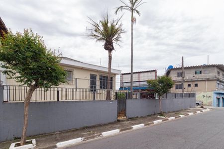 Casa para alugar com 207m², 3 quartos e 4 vagasFachada