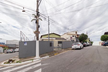 Casa para alugar com 207m², 3 quartos e 4 vagasFachada