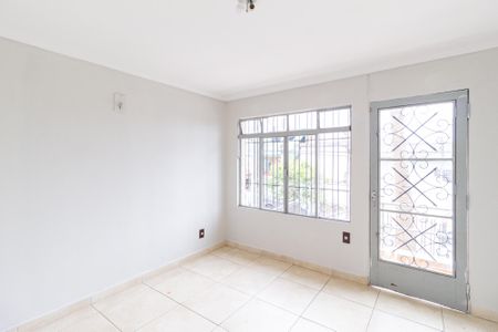 Sala de casa para alugar com 3 quartos, 207m² em Novo Osasco, Osasco