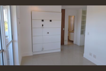 Apartamento para alugar com 150m², 4 quartos e 3 vagas Apartamento para alugar com 150m², 4 quartos e 3 vagasSuíte 3