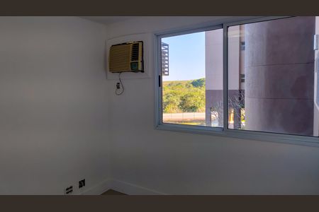Apartamento para alugar com 150m², 4 quartos e 3 vagas Apartamento para alugar com 150m², 4 quartos e 3 vagasSuíte 2