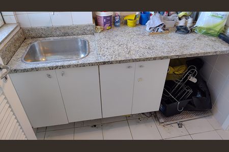 Apartamento para alugar com 150m², 4 quartos e 3 vagas Apartamento para alugar com 150m², 4 quartos e 3 vagasÁrea de Serviço