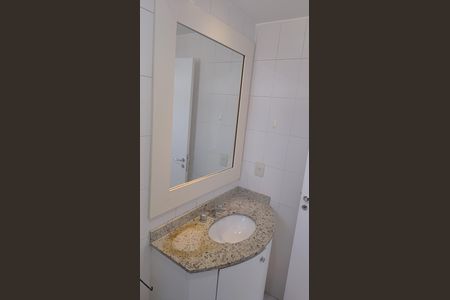 Apartamento para alugar com 150m², 4 quartos e 3 vagas Apartamento para alugar com 150m², 4 quartos e 3 vagasBanheiro da Suíte 1