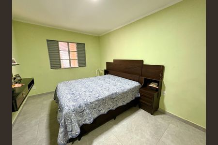Casa para alugar com 680m², 3 quartos e 3 vagas Casa para alugar com 680m², 3 quartos e 3 vagasQuarto 1