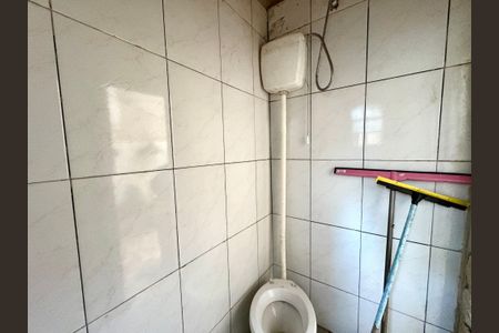 Casa para alugar com 680m², 3 quartos e 3 vagas Casa para alugar com 680m², 3 quartos e 3 vagasBanheiro de Serviço