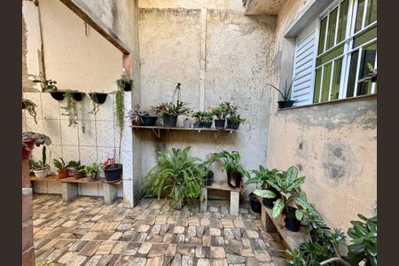 Casa para alugar com 680m², 3 quartos e 3 vagas Casa para alugar com 680m², 3 quartos e 3 vagasQuintal