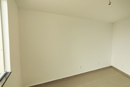 Quarto 1 de casa à venda com 2 quartos, 72m² em Tanque, Rio de Janeiro