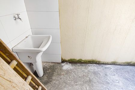 Casa à venda com 72m², 2 quartos e 1 vaga Casa à venda com 72m², 2 quartos e 1 vagaÁrea de Serviço