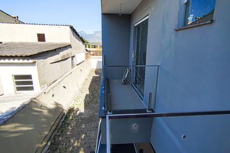 Casa à venda com 72m², 2 quartos e 1 vaga Casa à venda com 72m², 2 quartos e 1 vagaVaranda do Quarto 2