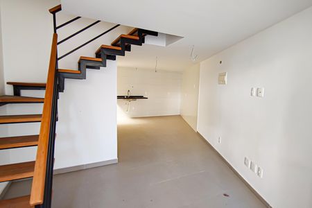 Sala de casa à venda com 2 quartos, 72m² em Tanque, Rio de Janeiro