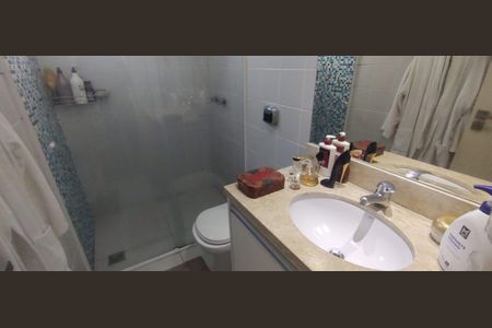 Apartamento à venda com 82m², 3 quartos e 2 vagas Apartamento à venda com 82m², 3 quartos e 2 vagasBanheiro 2