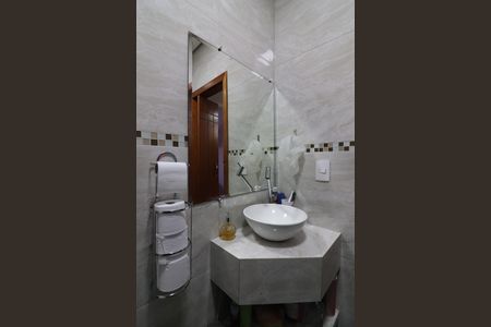 Casa à venda com 200m², 4 quartos e 1 vagaBanheiro Social 1