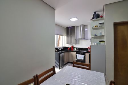 Casa à venda com 200m², 4 quartos e 1 vagaCozinha