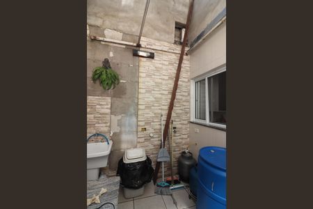 Casa à venda com 200m², 4 quartos e 1 vagaQuintal