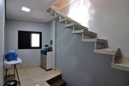 Casa à venda com 200m², 4 quartos e 1 vagaHall social