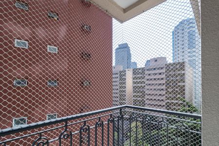 Apartamento à venda com 370m², 4 quartos e 5 vagas Apartamento à venda com 370m², 4 quartos e 5 vagasVaranda da Area de Serviço