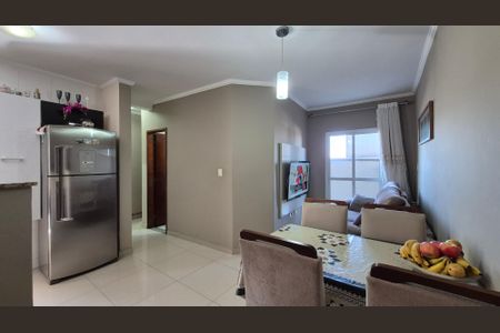 Sala de apartamento à venda com 2 quartos, 69000m² em Vila Guarani, Santo André