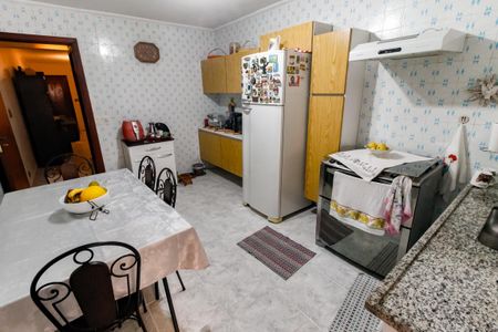 Casa à venda com 94m², 2 quartos e 1 vagaCozinha - Armários