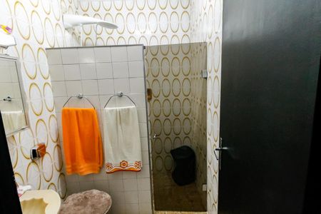 Casa à venda com 94m², 2 quartos e 1 vagaBanheiro Social