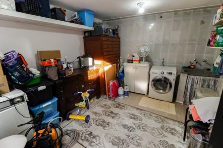 Casa à venda com 94m², 2 quartos e 1 vagaÁrea de Serviço