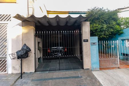 Casa à venda com 94m², 2 quartos e 1 vagaFachada