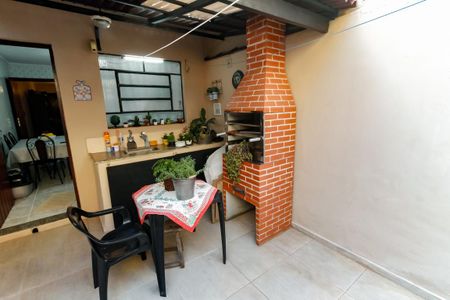 Casa à venda com 94m², 2 quartos e 1 vagaÁrea comum - Churrasqueira