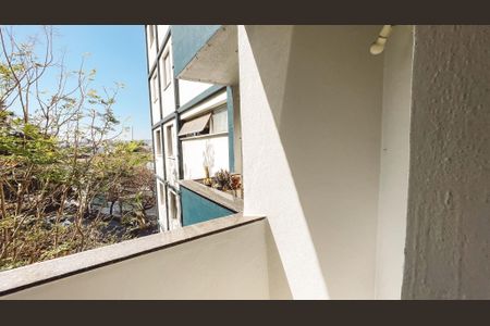 Apartamento à venda com 48m², 2 quartos e 1 vaga Apartamento à venda com 48m², 2 quartos e 1 vagaVaranda da Sala