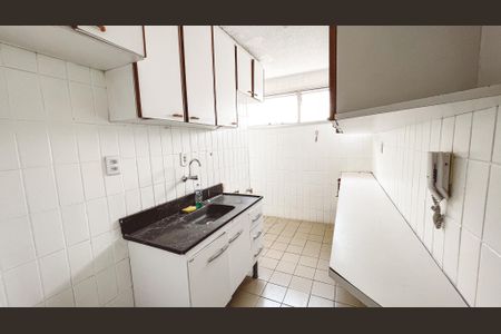 Apartamento à venda com 48m², 2 quartos e 1 vaga Apartamento à venda com 48m², 2 quartos e 1 vagaCozinha