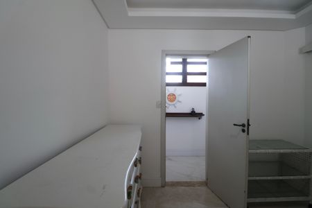 Casa para alugar com 800m², 4 quartos e 4 vagasQuarto Suíte