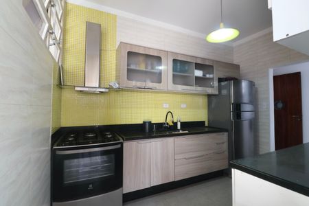 Casa para alugar com 800m², 4 quartos e 4 vagasCozinha