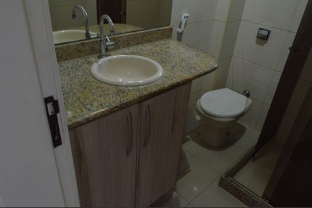 Apartamento à venda com 70m², 2 quartos e sem vagaBanheiro