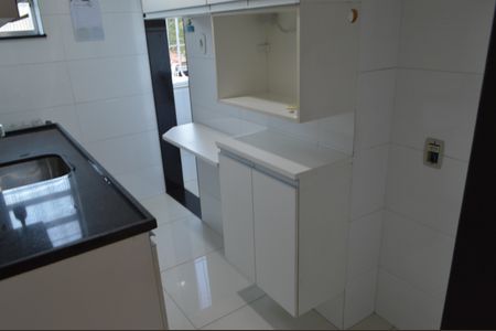 Apartamento à venda com 70m², 2 quartos e sem vagaCozinha