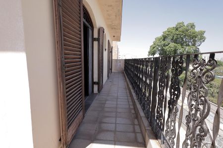 Sacada dos quartos de casa para alugar com 3 quartos, 245m² em Utinga, Santo André