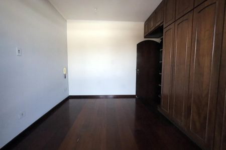Quarto 2 de casa para alugar com 3 quartos, 245m² em Utinga, Santo André