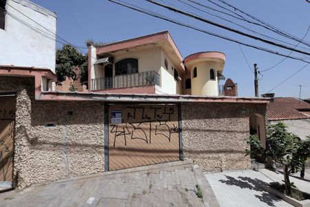 Fachada de casa para alugar com 3 quartos, 245m² em Utinga, Santo André