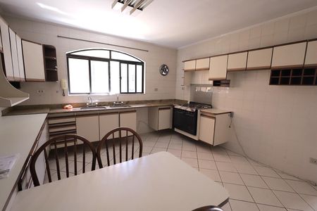 Cozinha de casa para alugar com 3 quartos, 245m² em Utinga, Santo André