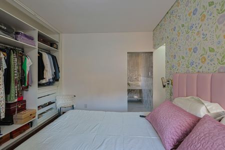 Apartamento à venda com 147m², 4 quartos e 2 vagasSuíte 2