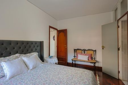 Apartamento à venda com 147m², 4 quartos e 2 vagasSuíte 1