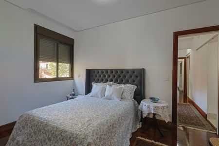 Apartamento à venda com 147m², 4 quartos e 2 vagasSuíte 1