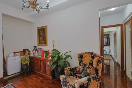 Apartamento à venda com 147m², 4 quartos e 2 vagasCorredor