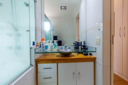 Apartamento à venda com 136m², 3 quartos e 3 vagas Apartamento à venda com 136m², 3 quartos e 3 vagasBanheiro 1