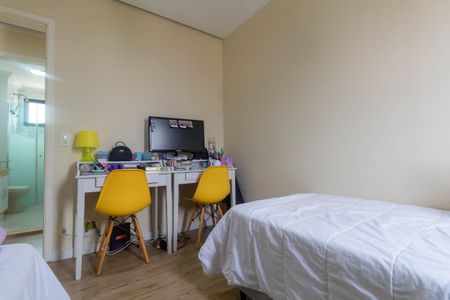 Apartamento à venda com 136m², 3 quartos e 3 vagas Apartamento à venda com 136m², 3 quartos e 3 vagasQuarto 1