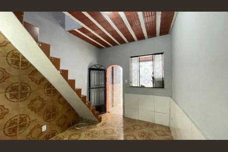Sala de casa para alugar com 1 quarto, 40m² em Imperial de São Cristóvão, Rio de Janeiro