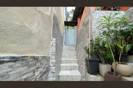 Casa para alugar com 40m², 1 quarto e sem vaga Casa para alugar com 40m², 1 quarto e sem vagaEntrada