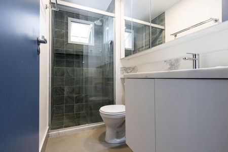 Apartamento à venda com 96m², 2 quartos e 2 vagasBanheiro da Suíte