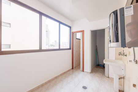 Apartamento para alugar com 125m², 3 quartos e 1 vagaÁrea de Serviço