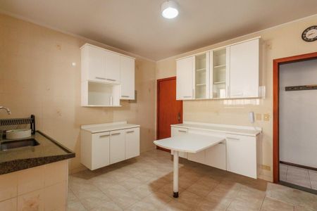 Apartamento para alugar com 125m², 3 quartos e 1 vagaCozinha
